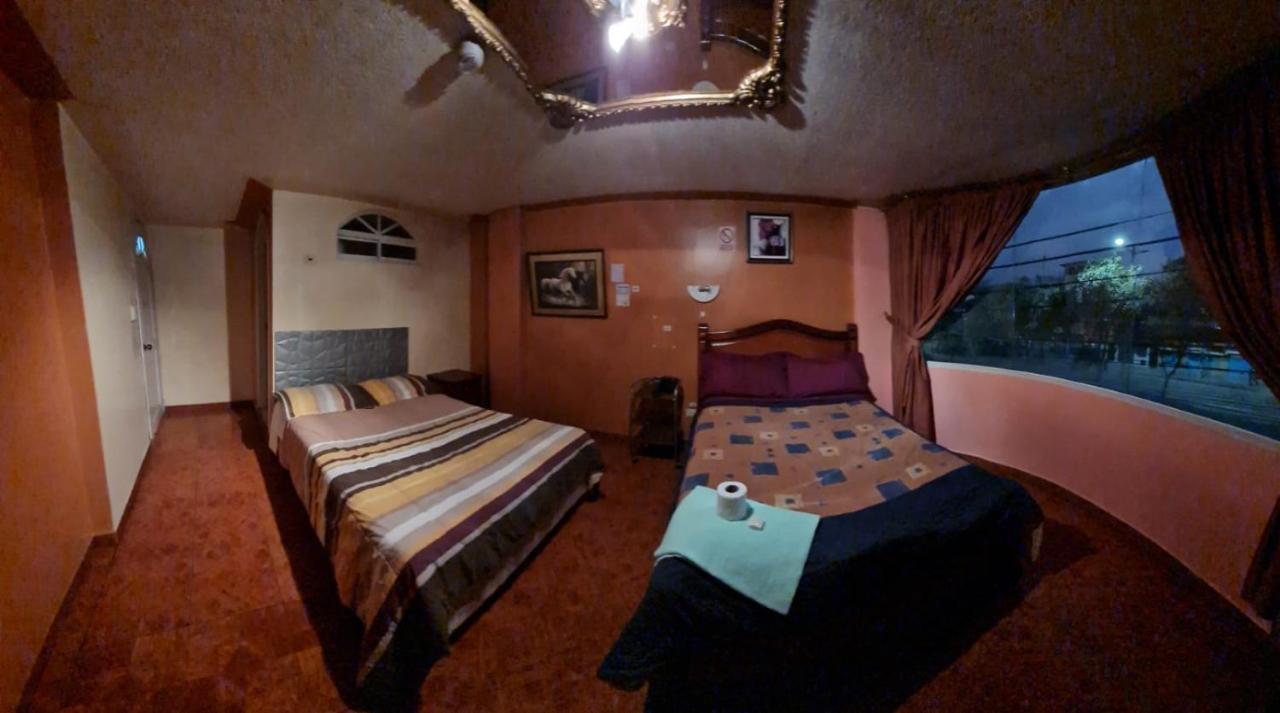 Hostal Miguel Angel Ξενοδοχείο Κίτο Δωμάτιο φωτογραφία